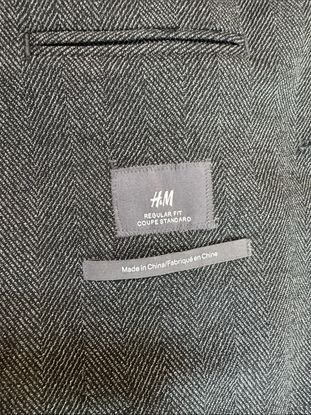 Men's Gray Herringbone‎ Blazer - Classic Two-Button Jacket